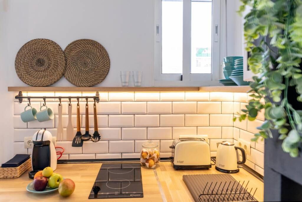 Beachfront Apartment Near Marbella Sitio de Calahonda Ngoại thất bức ảnh